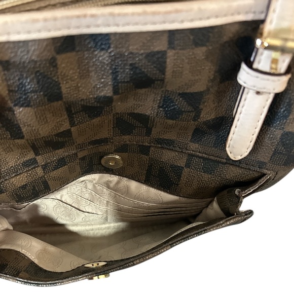 MK - Michael Kors Handbag EUC - Picture 6 of 11